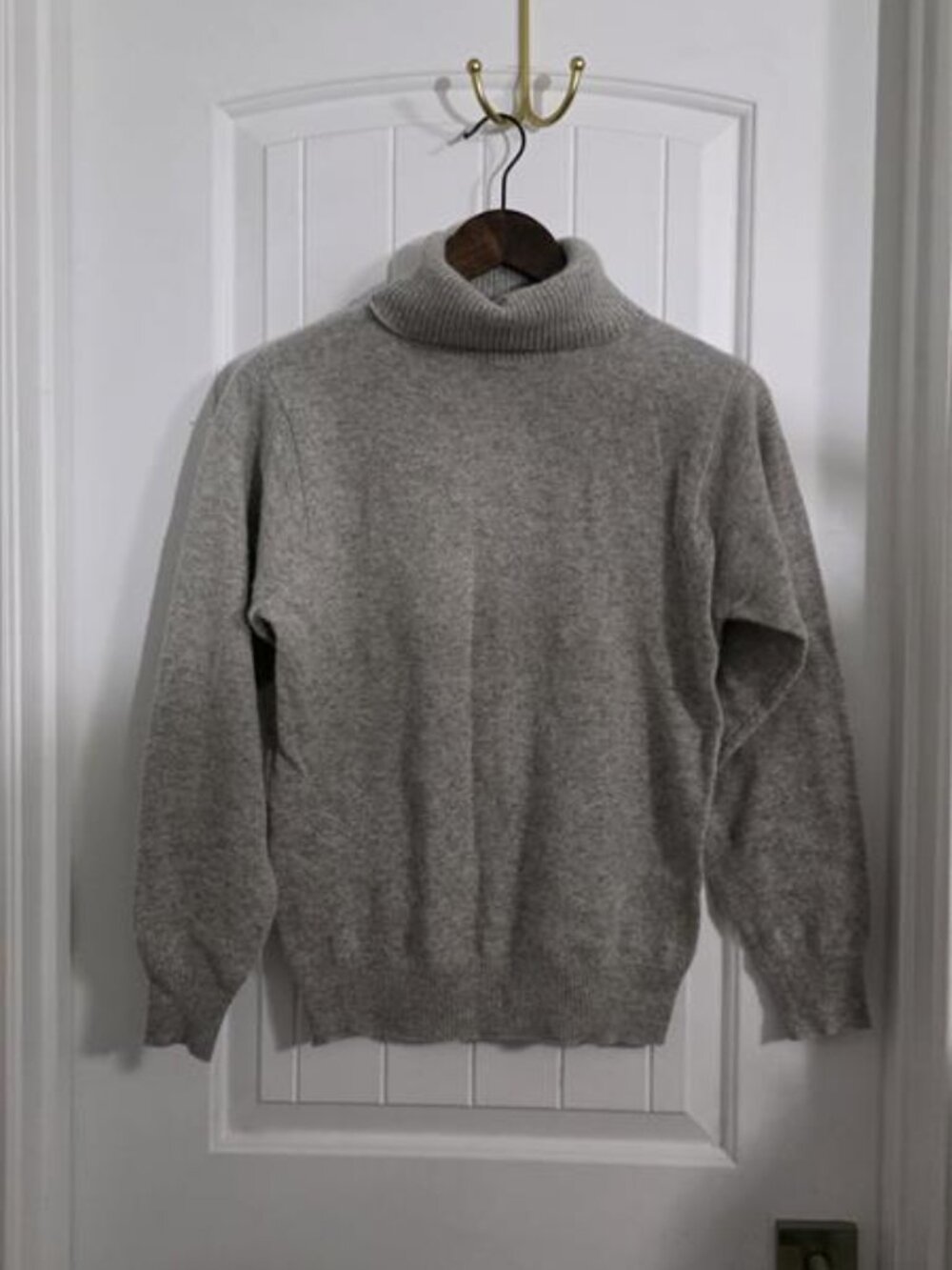 Moda International Gray Angora Lambswool Blend Turtleneck, XS Fits like a Small - Picture 2 of 8